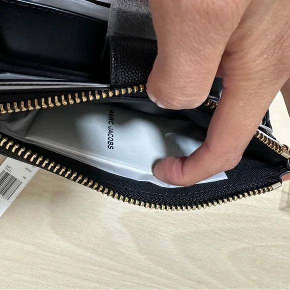 (NWT) Marc Jacobs Daily Brb Phone Wristlet black S107M06RE22 - Picture 6 of 7